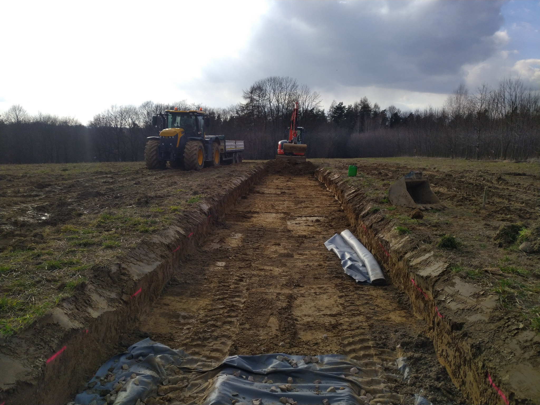 Budowa (dróg ,parkingów)