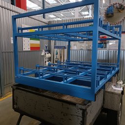 ZAKŁAD USŁUGOWO-REMONTOWY 