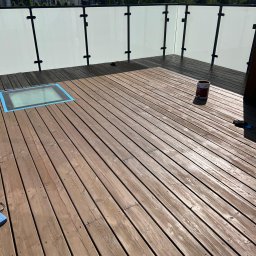 RHINP SPÓŁKA Z OGRANICZONĄ ODPOWIEDZIALNOŚCIĄ - mycie myjką ciśnieniową tarasów aby następnie zaimpregnować drewno olejem