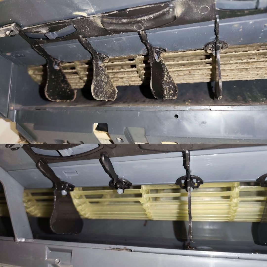 Klimatyzator split: widok wnętrza przed czyszczeniem (góra) i po (dół). Żaluzje wentylatora w szarym urządzeniu, z osadami kurzu i czyste.