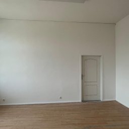 Realizacja: Odświeżenie studia fotograficznego
Tym razem mieliśmy przyjemność odświeżyć przestrzeń kreatywną – studio fotograficzne, które zyskało zupełnie nowy charakter.
