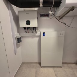 IQDOM24 Sp. z o.o. - Magazyn energii Hinen 15kWh