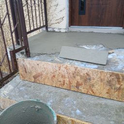 Układanie kostki brukowej Pobądz 2