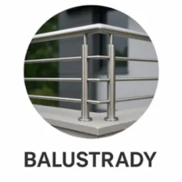 Nowoczesna, metalowa balustrada balkonowa ze stali nierdzewnej, z poziomymi prętami i geometrycznymi wspornikami, na tle szarego budynku i zieleni, ujęta w okrągłym kadrze.