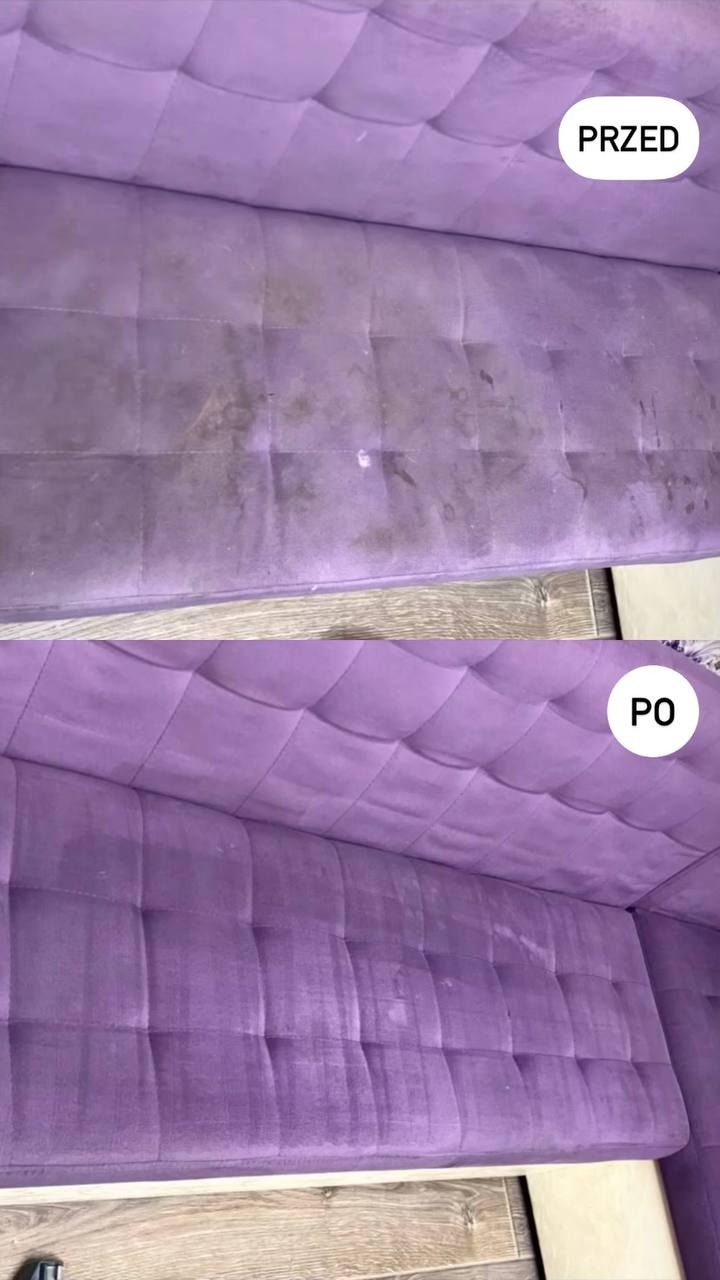 Fioletowa, tapicerowana kanapa przed i po czyszczeniu. Górna część z widocznymi plamami, dolna odświeżona, bez zabrudzeń. Widoczne pikowania i struktura materiału.