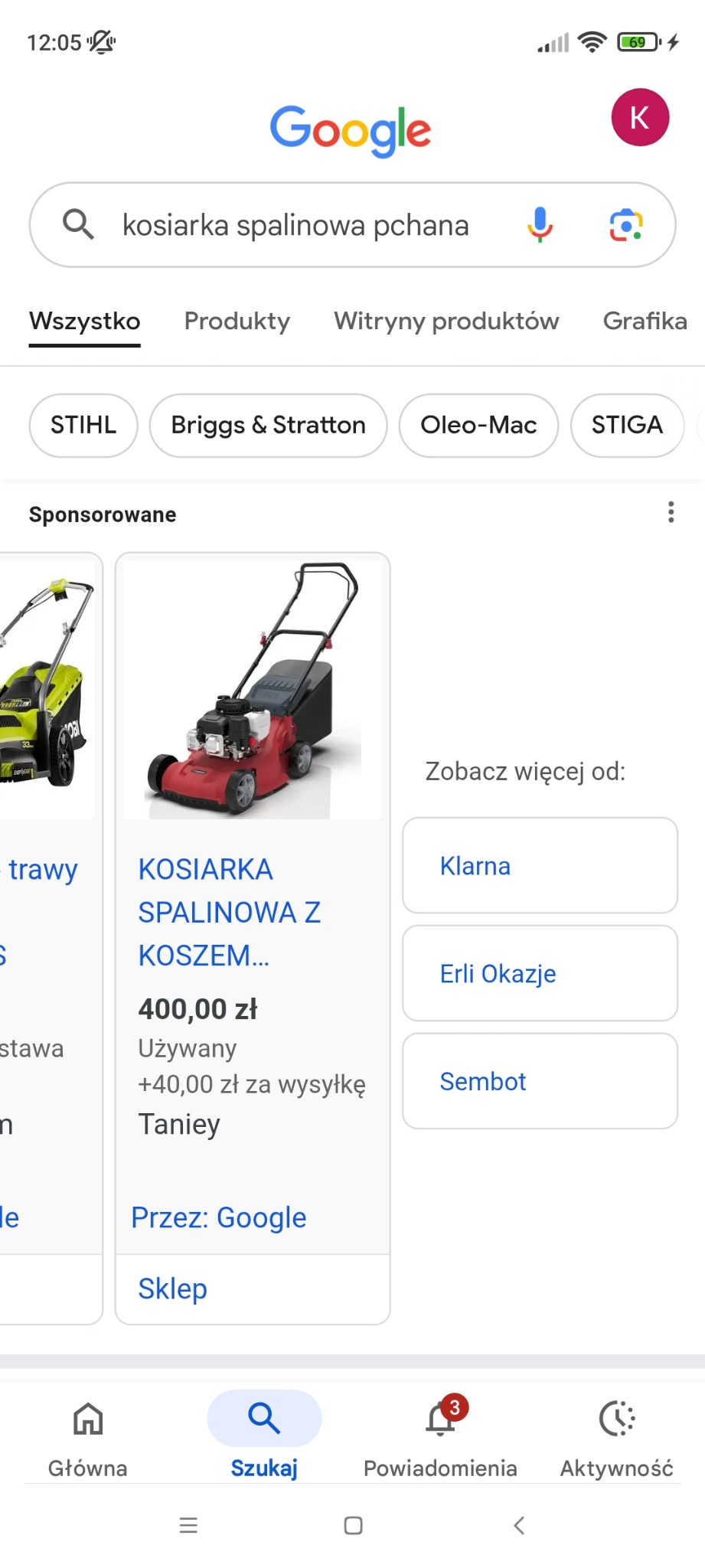 Wyniki wyszukiwania Google z ofertą używanej kosiarki spalinowej z koszem. Kosiarka czerwona, widoczna cena 400 zł. Marki Stihl, Briggs&Stratton, Oleo-Mac, Stiga.