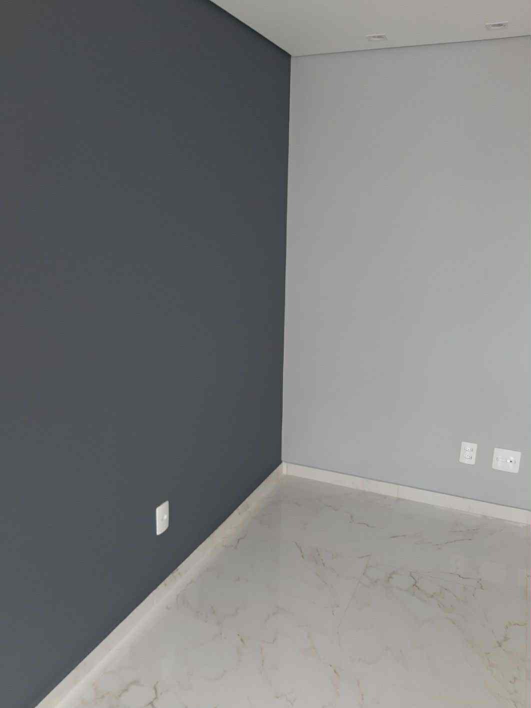 🖤 Głębia koloru. Gładkość wykończenia. Nowoczesna ściana z duszą — dokładnie tak, jak zaplanowaliśmy.