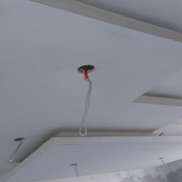 Usługi og&oacute;lnobudowlane - Remont i Wykończenia Ćmiel&oacute;w