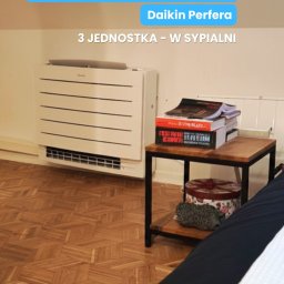 CLIMATIX - Klimatyzacja Zamienie - Montaż i Serwis Klimatyzacji - Klimatyzator przypodłogowy Daikin Perfera w domu jednorodzinnym w Warszawie (3 z 4 jednostek)