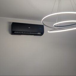 CLIMATIX - Klimatyzacja Warszawa i okolice Montaż i Serwis Klimatyzacji - Klimatyzacja Haier Serene Plus w kolorze czarnym (matowy)