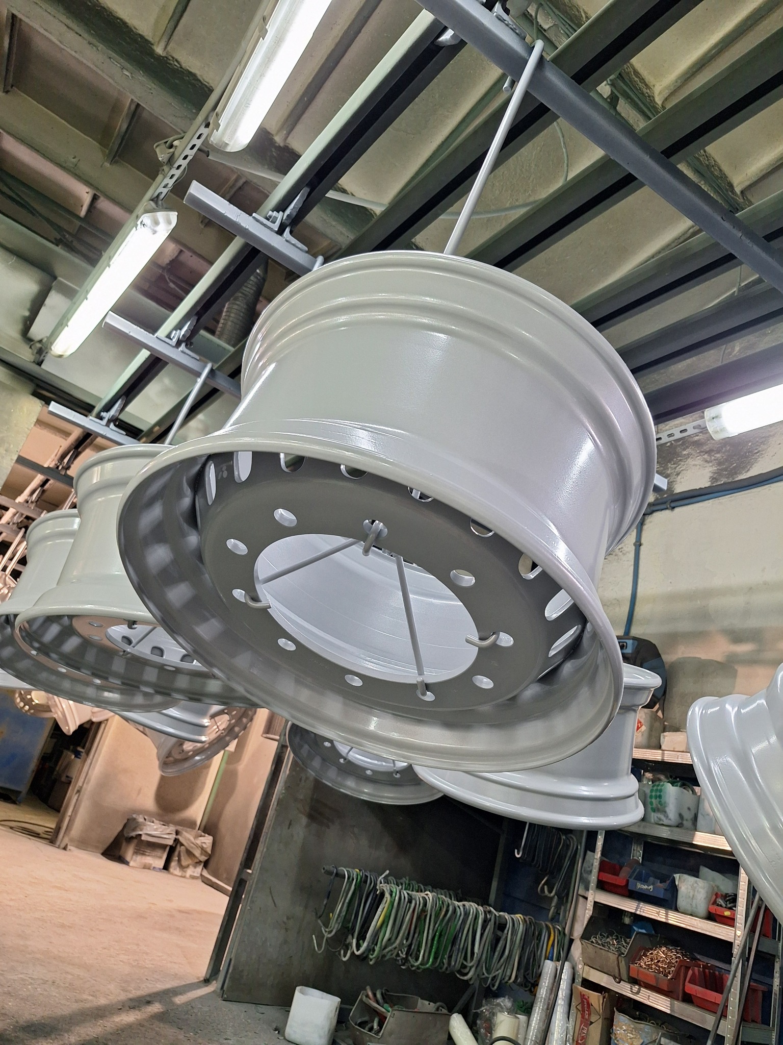 Malujemy felgi różnej wielkości