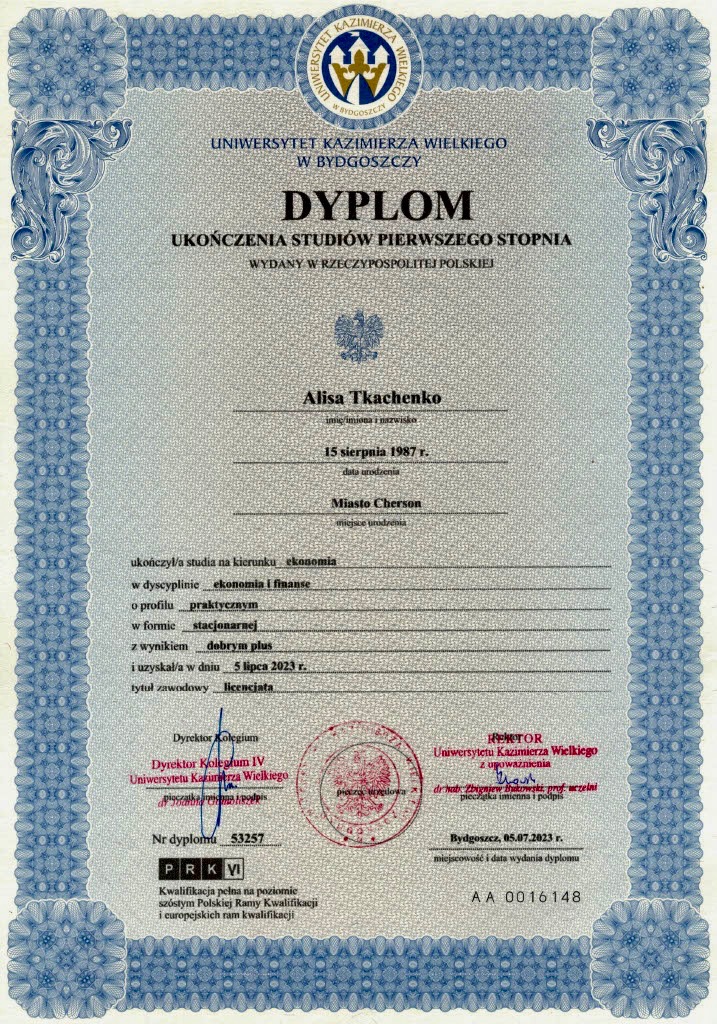 Dyplom ukończenia studiów ekonomicznych Alisy Tkachenko z Uniwersytetu Kazimierza Wielkiego w Bydgoszczy, wydany 5 lipca 2023 roku. Dokument z pieczęciami i podpisami.