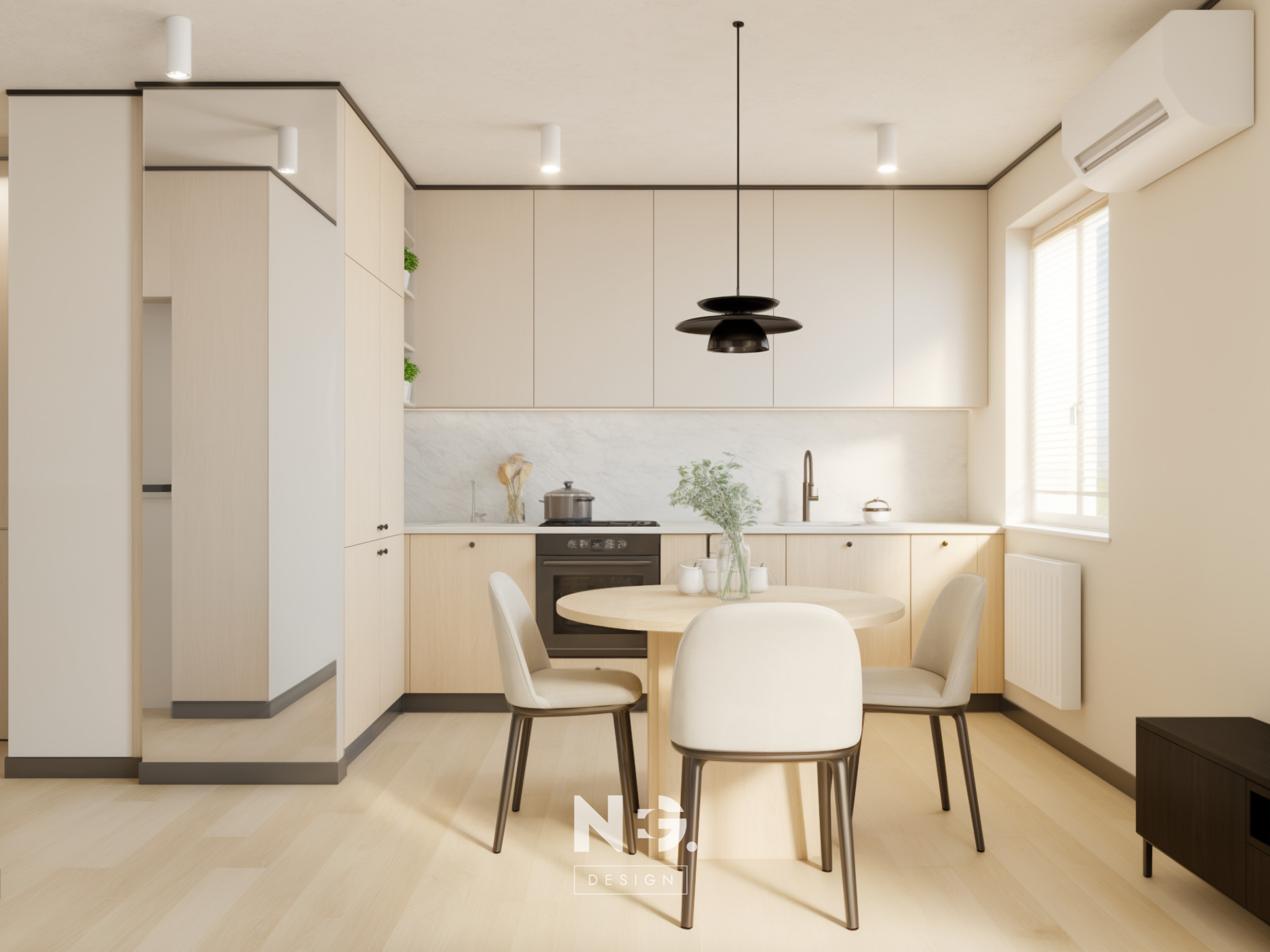 Jasna kuchnia z okrągłym stołem i trzema krzesłami. Minimalistyczny design, beżowe szafki i drewniana podłoga. Czarny, designerski żyrandol nad stołem.