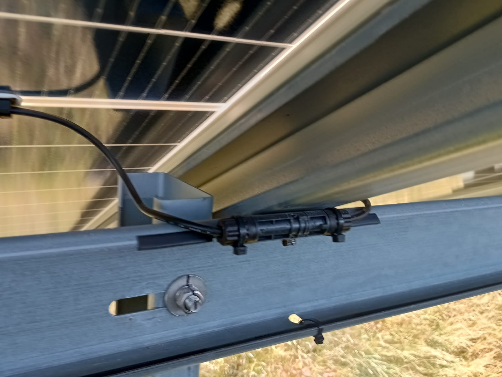 Odbiór techniczny konstrukcji pod panele fotowoltaicze - autor projektu konstrukcji Marcin Szleger