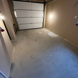 Posadzka epoksydowa w garażu.