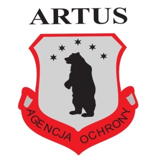 Logo firmy ARTUS Agencja Ochrony: czerwona tarcza z czarnym niedźwiedziem, sześć gwiazd i napis 'Agencja Ochrony' u dołu, czarny napis 'ARTUS' u góry.