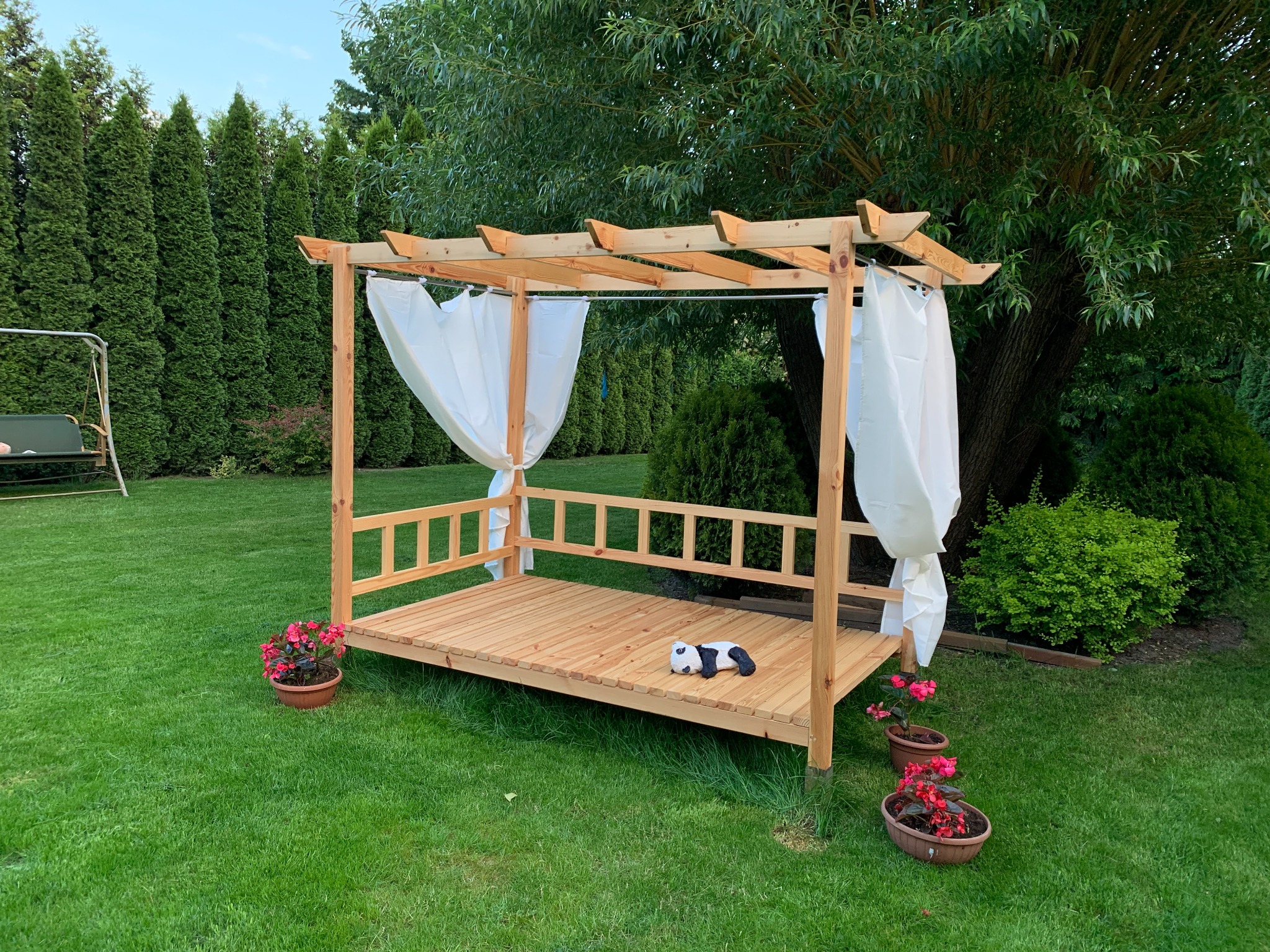 Zabudowa ogrodowa drewno lite, olejowane