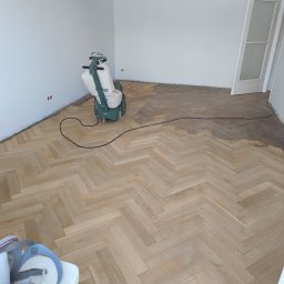 Cyklinowanie Marki 4