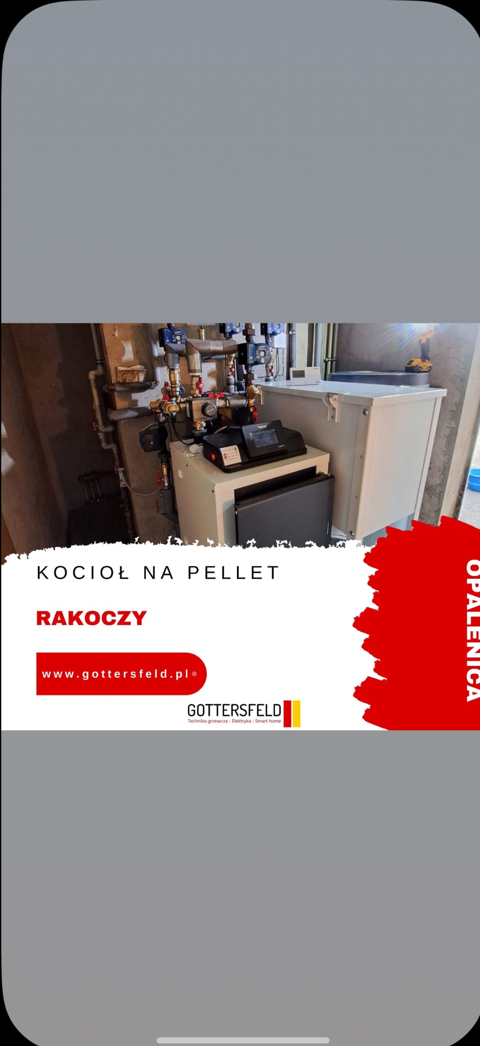 Kocioł na pellet Rakoczy, instalacja grzewcza z widocznymi rurami i zaworami. Reklama firmy Gottersfeld technika grzewcza, elektryka, smart home.