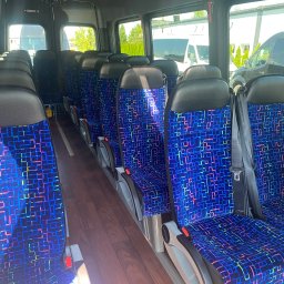 Mercedes Sprinter 22 pasażerski + kierowca
Rok 24r