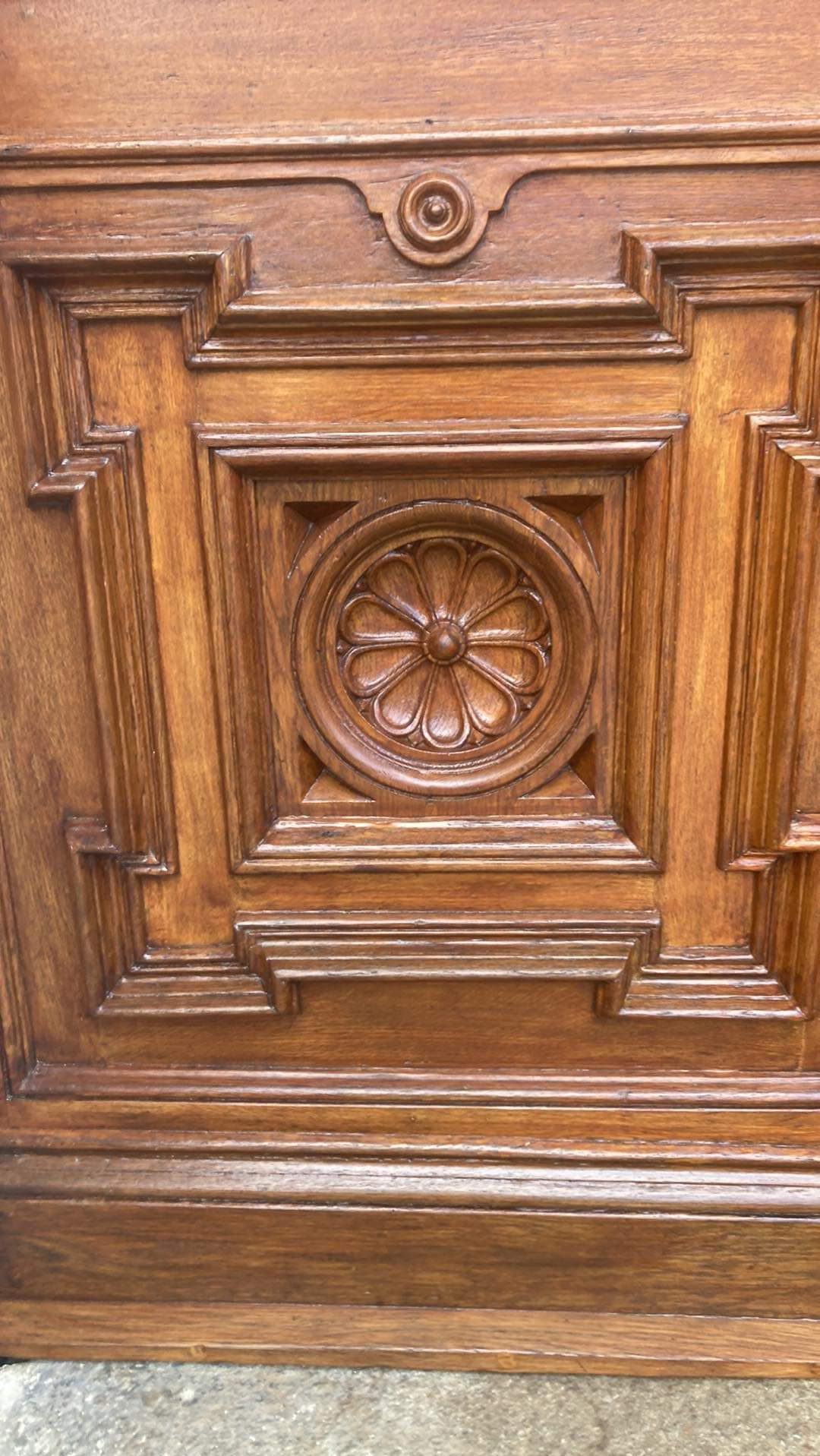 Kaseton drzwi po konserwacji.