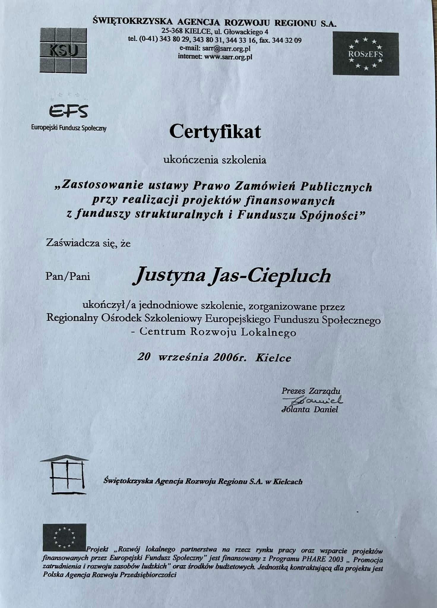 Certyfikat ukończenia szkolenia z zakresu stosowania ustawy Prawo Zamówień Publicznych, wydany przez Świętokrzyską Agencję Rozwoju Regionu S.A.