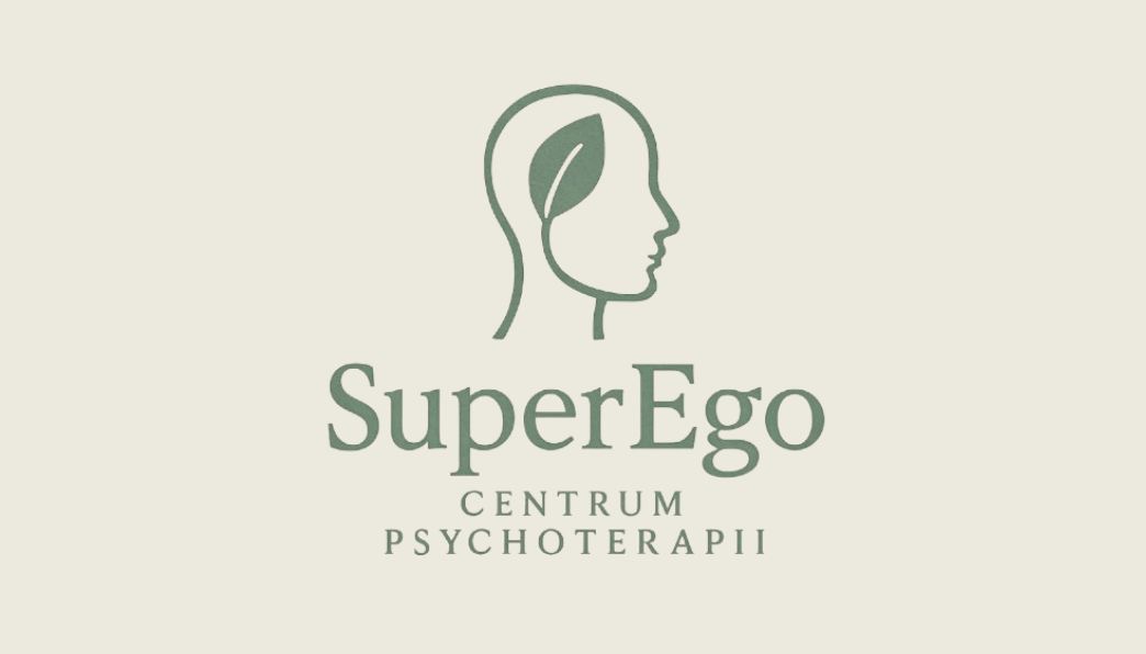 Logo SuperEgo Centrum Psychoterapii w Radomiu: profil głowy z liściem, nazwa firmy i napis 'Centrum Psychoterapii' w stonowanej, zielonej kolorystyce.