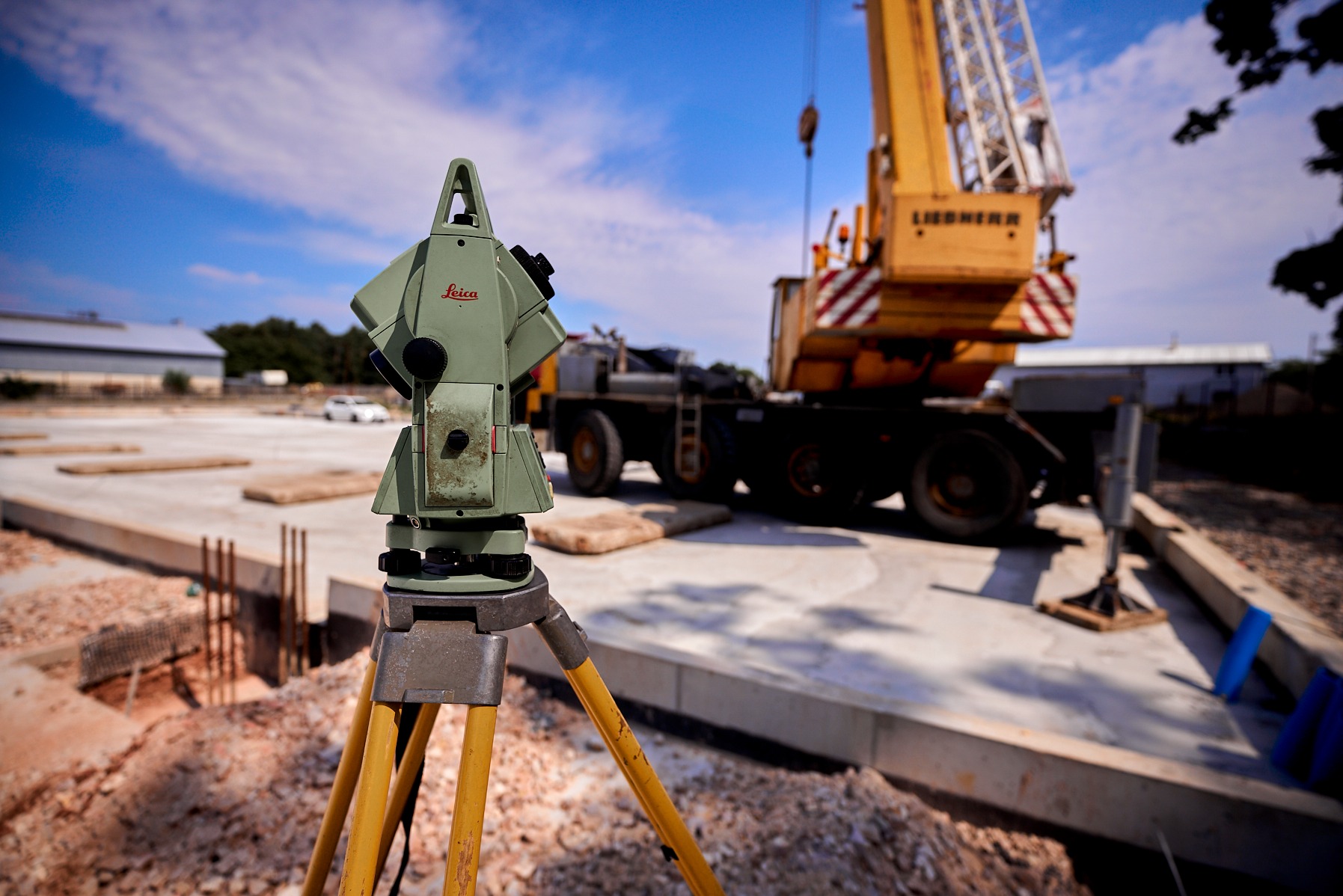 Tyczenie słupów żelbetowych