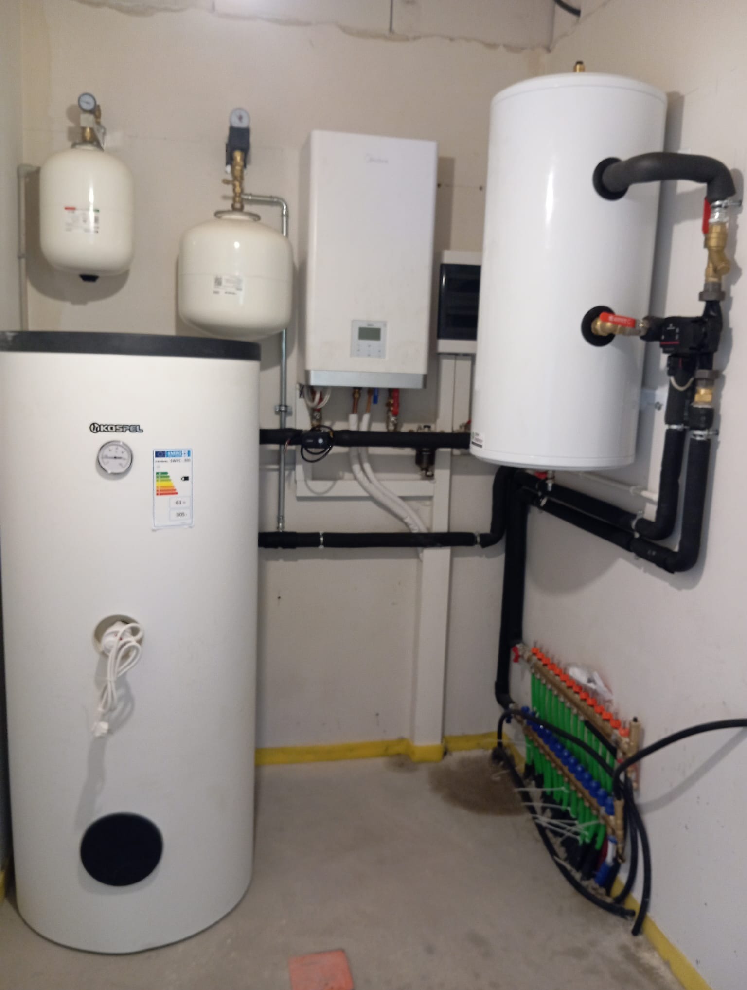 Montaż pompy ciepła Midea split 10 kw