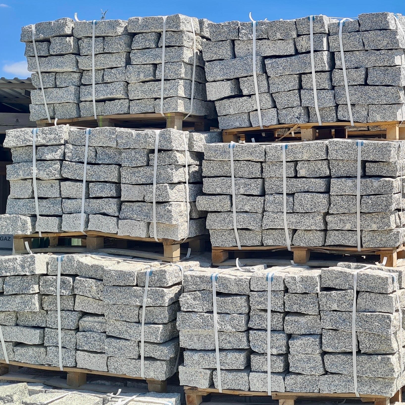 Kamień murowy szary