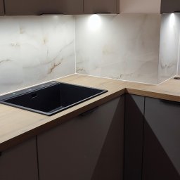 Glazurnik Trzebnica 4