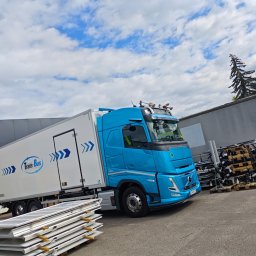 Transport busem Warszawa 1