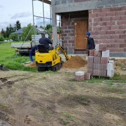 Minikoparka Poznań - Koparka przy pracy