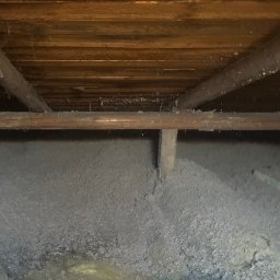 IzoJack - Docieplenie stropodachu metodą wdmuchiwaną.