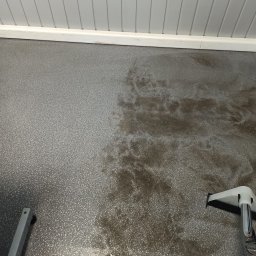 PERFEKCYJNA BETI BEATA WŁOSTOWSKA - Czyszczenie linoleum w biurze powierzchnia 50m2