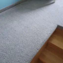 Pranie wykładziny w domu jednorodzinnym powierzchnia 30m2