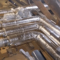 jednostka kanałowa lg 10kw 
został tylko montaz przepustnic ocieplenie puszki rozprężnej kauczukiem 19mm i układ gotowy do chłodzenia/ogrzewania 