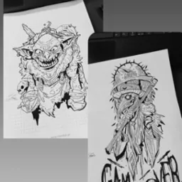 Dwa czarno-białe rysunki tuszem: goblin na papierze w kratkę obok laptopa i postać w masce z napisem 'GAME OVER' na białym tle. Kontrastowe, szczegółowe ilustracje.