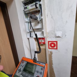 MEGAZORD - Pomiary elektryczne nowej instalacji (zasilającej 3 klimatyzatory) dla Muzeum Historii Katowic