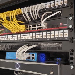 Instalacja systemu monitoringu oraz domofon w systemie IP