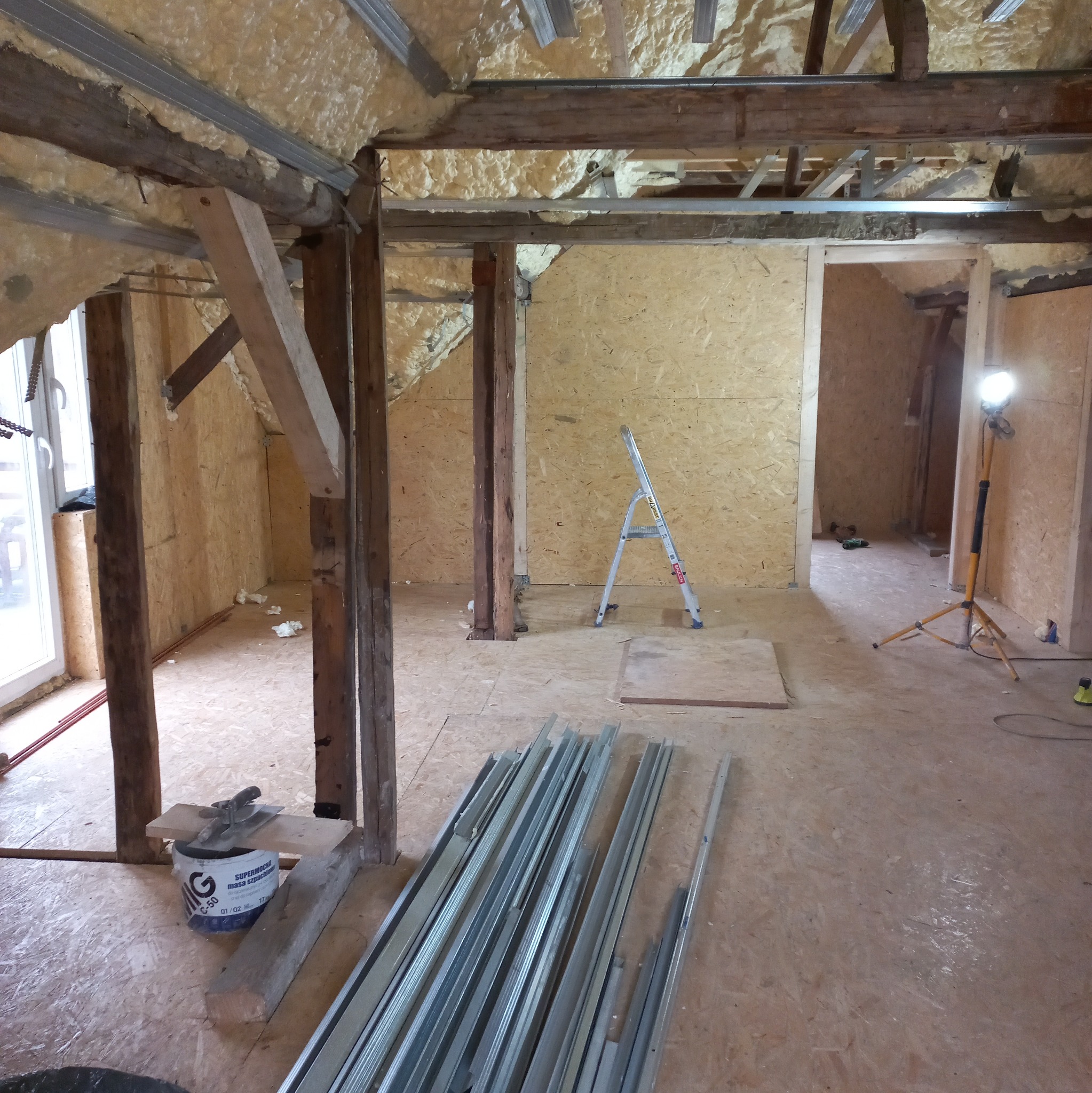Budowa poddasza z OSB...ścianki działowe