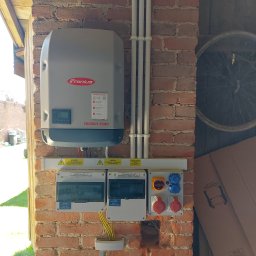 ŁUKASZ STELMACH - Falownik instalacji fotowoltaicznej bez magazynu energii.