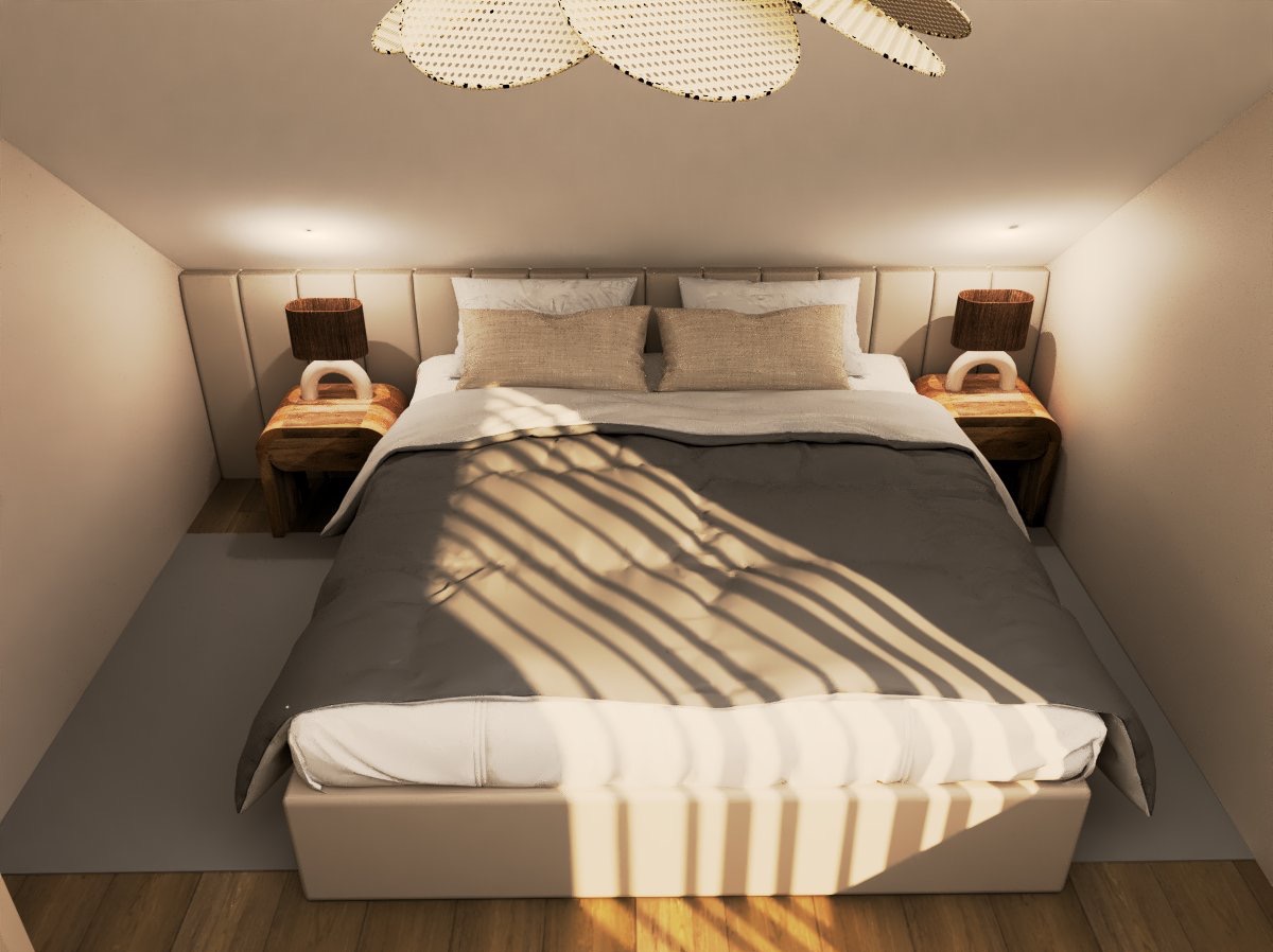 Jasna sypialnia na poddaszu z beżowym łóżkiem, drewnianymi szafkami nocnymi i lampkami. Na suficie widoczna pleciona lampa. Promienie światła tworzą wzór na pościeli.