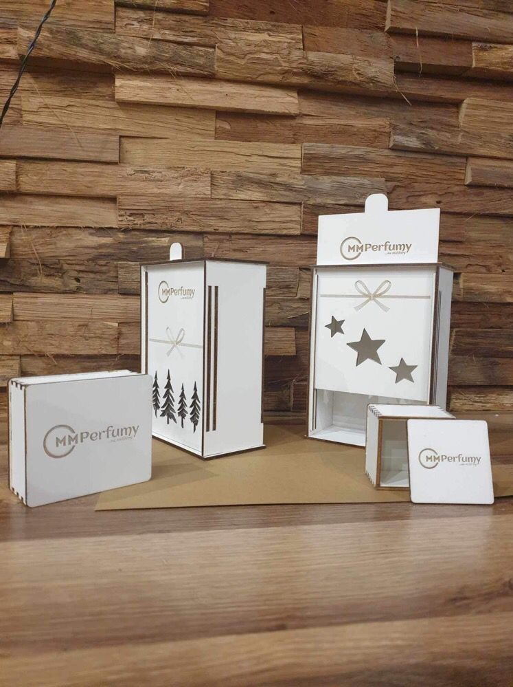 Rożnego rodzaju opakowania, pudełka..