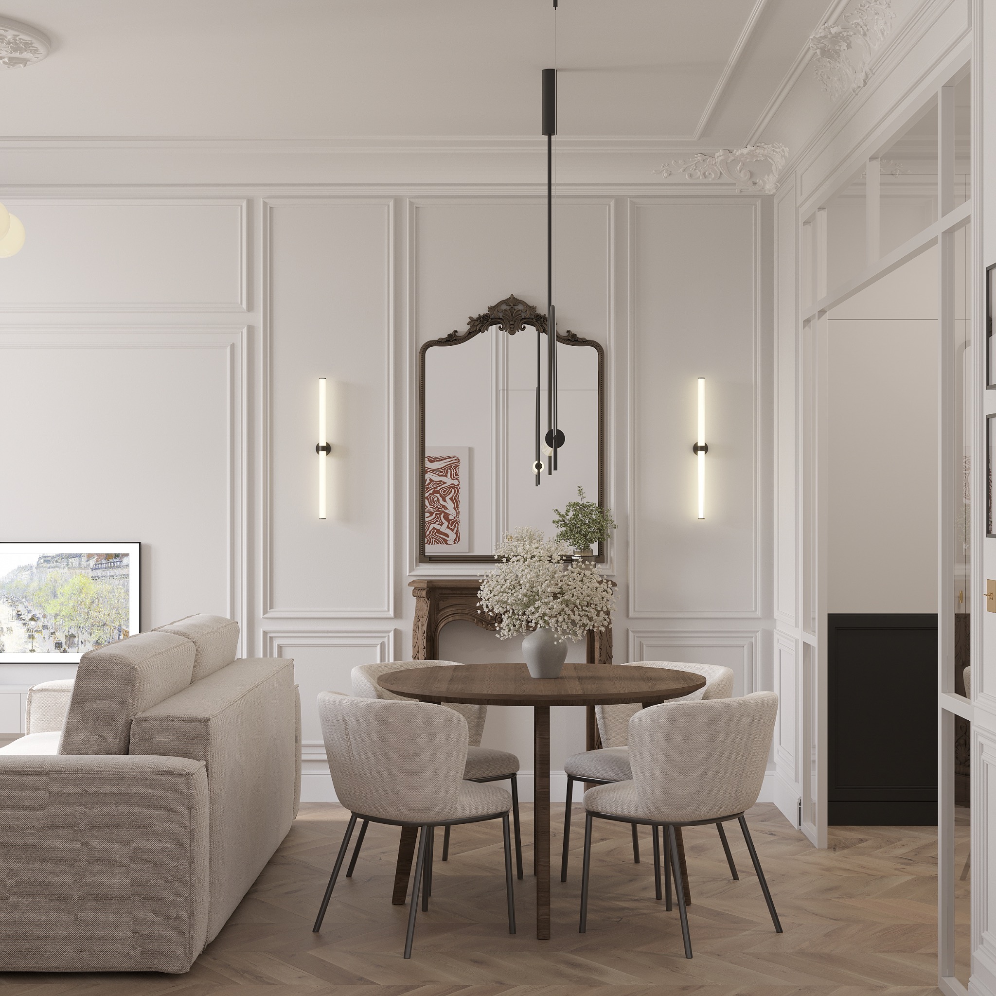 Jasne wnętrze: sofa, okrągły stół z krzesłami, dekoracyjne listwy ścienne, lustro nad kominkiem i parkiet w jodełkę. Minimalistyczna lampa sufitowa.