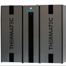 Kompletna kotłownia THERMATEC zamknięto w estetycznej szafie.