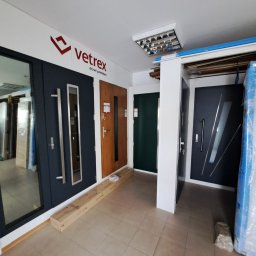 Cisewski Centrum Okien i Drzwi Janusz Cisewski - Drzwi wewnętrzne w salonie w Czersku