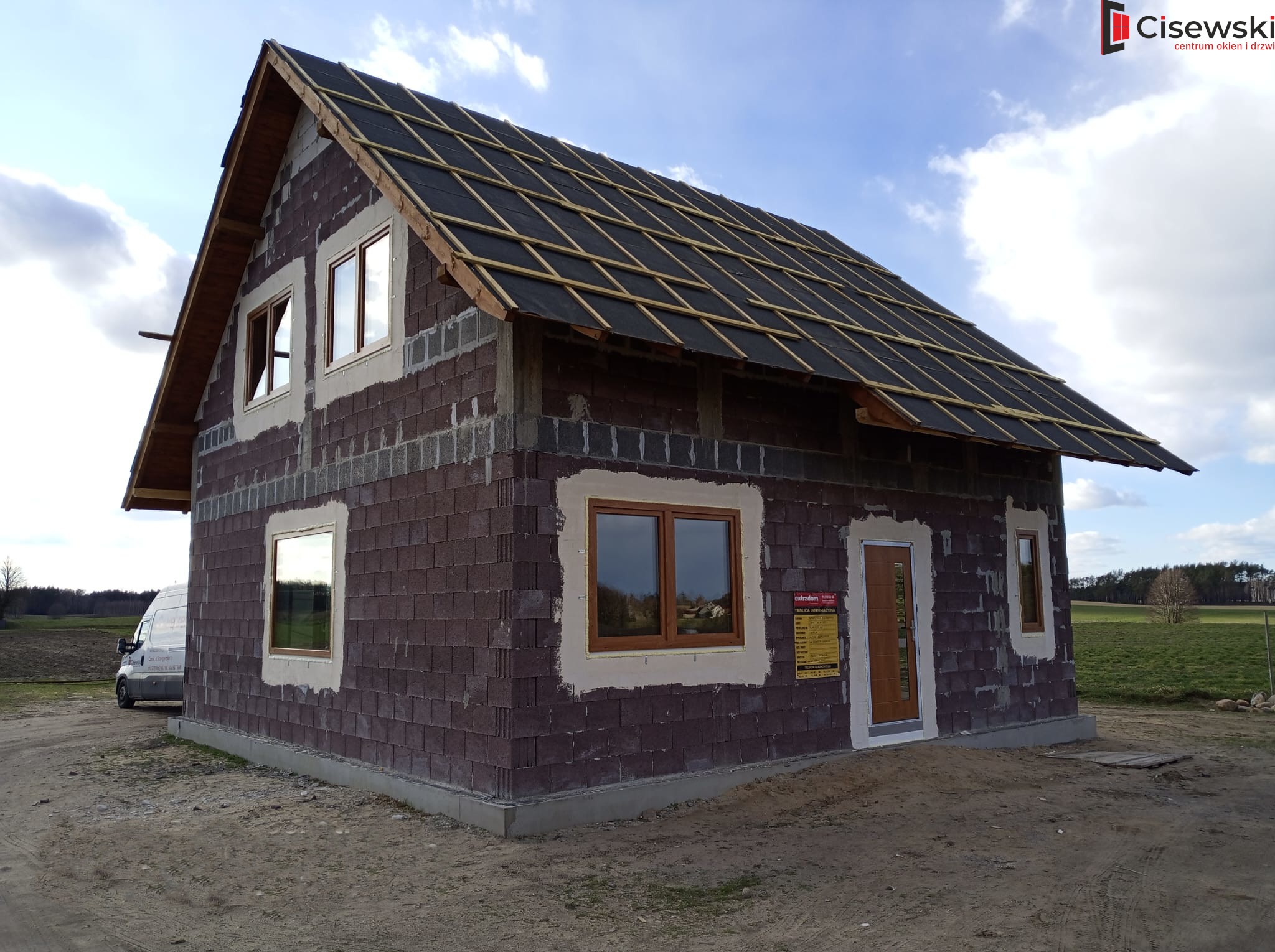 Montaż okien i drzwi