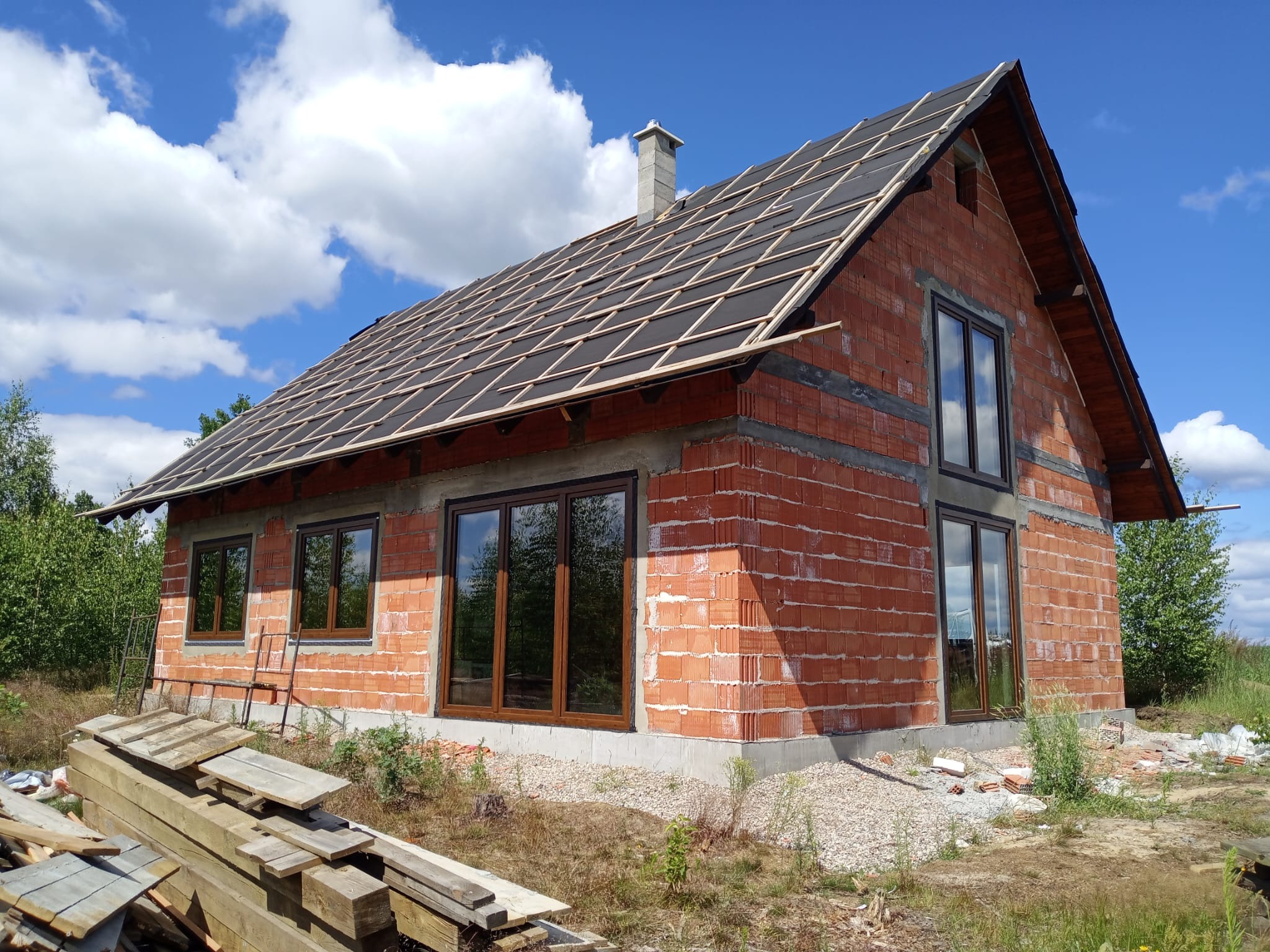 Montaż okien i drzwi balkonowych