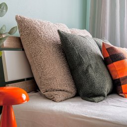 Sypialnia w mieszkaniu na wynajem